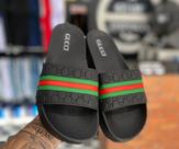Chinelo preto masculino