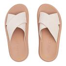 Chinelo Slide Feminino Petite Jolie Flatform Caramelo/Branco Chinelo Slide Feminino Petite Jolie Flatform Caramelo/Branco
