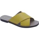 Chinelo Tabita 2981885