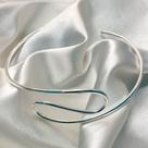 Choker aro liso frente curvada banhada a prata
