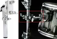 Clamp Holder Pearl UX-80S catracado para fixar tom na estante com máxima estabilidade