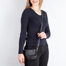 Clutch mini bolsa de couro Nicole