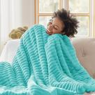 Cobertor Bedsure Fleece Azul Neblina para Sofá - 150x200cm Cobertor Bedsure Fleece Azul Neblina para Sofá - 150x200cm