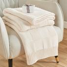 Cobertor CozeCube Knit Throw Cream White Check 152x203 cm