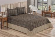 Cobre Leito Queen Brenda 05 Peças Matelado Bordado C/ Babado Cobre Leito Queen Brenda 05 Peças Matelado Bordado C/ Babado