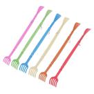 Coçador de costas com calçador cores diversas - 1 unidade Coçador de costas com calçador cores diversas - 1 unidade
