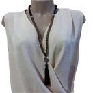 Colar Bella, longo 65 cm, com esferas de cristais nas cores preto e caqui e pingente tassel