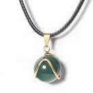 Colar Bolinha Agata Verde Envolto Pedra Montagem Dourada Colar Bolinha Agata Verde Envolto Pedra Montagem Dourada