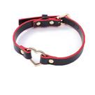 Colar Choker Ajustável em material sintético com Detalhe de Coração Preto e Vermelho 47cm