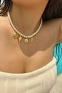 Colar choker com pérolas e pingentes verão praia feito a mão