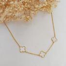 Colar Choker com Três Trevos Pedra Madreperola folheado a ouro 18k