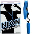 Colar com Cápsula Vibratória Neon Party Vibe Necklace Azul - Pipedream Colar com Cápsula Vibratória Neon Party Vibe Necklace Azul - Pipedream
