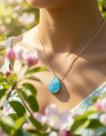 colar com pedra azul celeste com gliter colar com pedra azul celeste com gliter