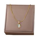 Colar com Pingente de Opala Oval Banhado a Ouro - Corrente de Aço Inoxidável para Mulheres
