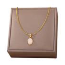 Colar com Pingente de Opala Oval Banhado a Ouro - Corrente de Aço Inoxidável para Mulheres