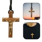 Colar Cordão Cruz Crucifixo Coroinha Madeira 7 cm Dourado