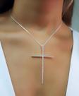 Colar Cruz com Micro Zircônia Cristal Banhado a Prata