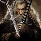 Colar de Globo Espada Sting Ferroada Bilbo Frodo Senhor dos Anéis Hobbit Pingente Geek Nerd