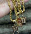 Colar de letras