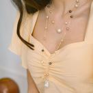 Colar dourado