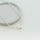 Colar em Cristal com a Letra de Madrepérola 40cm com 5cm de extensor em Prata 925 Colar em Cristal com a Letra de Madrepérola 40cm com 5cm de extensor em Prata 925