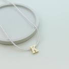 Colar em Cristal com a Letra de Madrepérola 40cm com 5cm de extensor em Prata 925