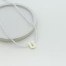 Colar em Cristal com a Letra de Madrepérola 40cm com 5cm de extensor em Prata 925 Colar em Cristal com a Letra de Madrepérola 40cm com 5cm de extensor em Prata 925