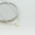 Colar em Cristal com a Letra de Madrepérola 40cm com 5cm de extensor em Prata 925