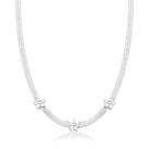Colar em malha laminada com flores cristais banhado a ródio branco - 35cm + 5cm extensor Colar em malha laminada com flores cristais banhado a ródio branco - 35cm + 5cm extensor