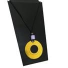 Colar feminino de crochê amarelo VOCÊ PODE Bijuterias