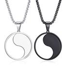 Colar MOO & LEE Yin Yang com pingente de aço inoxidável de 24 cm