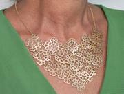 Colar Painel de Flores Banhado em Ouro 18K Colar Painel de Flores Banhado em Ouro 18K