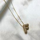 Colar Pingente Letra Abaulada Cravejada cristal banhada a Ouro 18k Colar Pingente Letra Abaulada Cravejada cristal banhada a Ouro 18k