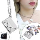 Colar Relicário Carta Prateado Semijoia Moda Feminina Corrente Grumet