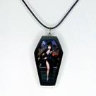 Colar shaker terror arte elvira em resina único