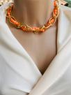 Colares choker com elo grandes e miçangas folheado a ouro