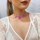 Colares choker modelo de búzios pintados folheados