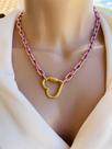 Colares choker modelo de coração com fecho lateral folheados