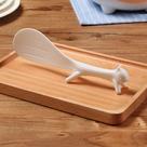 Colher Para Arroz Mexer Servir Esquilo Com Apoio 21cm