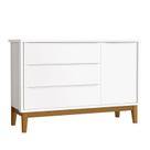 Cômoda Infantil New Classic Branco com Pés Madeira Reller Cômoda Infantil New Classic Branco com Pés Madeira Reller