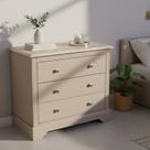 Cômoda para Quarto 3 Gavetas Tampo de Madeira Maciça Escovada Louise Cômoda para Quarto 3 Gavetas Tampo de Madeira Maciça Escovada Louise