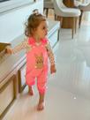 Conjunto 2 pçs Jardineira e Blusa Manga Longa Off Flores Bebê