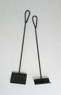 Conjunto 2 Peças para Limpeza de Lareira e Churrasqueira em Ferro Cor Preto Conjunto 2 Peças para Limpeza de Lareira e Churrasqueira em Ferro Cor Preto