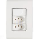 Conjunto 4x2 Com 1 Interruptor Simples 10 A 250 V E 2 Tomadas 2p+t 10 A 250 V Liz Branco