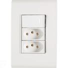 Conjunto 4x2 Com 1 Interruptor Simples 10 A 250 V E 2 Tomadas 2p+t 20 A 250 V Liz Branco