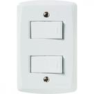 Conjunto 4x2 com 2 Interruptores Simples 10 A 250 V Tramontina Lux2 Branco Conjunto 4x2 com 2 Interruptores Simples 10 A 250 V Tramontina Lux2 Branco