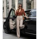 Conjunto Alfaiataria Calça Feminina com cinto + Blusa de Botão Estruturada Para Reunião e Apresentaç
