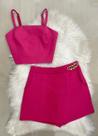 Conjunto Alfaiataria de Shots Saia e Cropped de Alça - Cousin - Preto / Pink