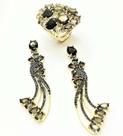 Conjunto Anel e Brincos Fumée Ônix Cravejado Zirconias Negras Banho Ouro 18k 4022 4023 Conjunto Anel e Brincos Fumée Ônix Cravejado Zirconias Negras Banho Ouro 18k 4022 4023