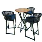 Conjunto Bistrô Avalon Tampo em Madeira com 3 Banquetas Avalon ArtLuxo